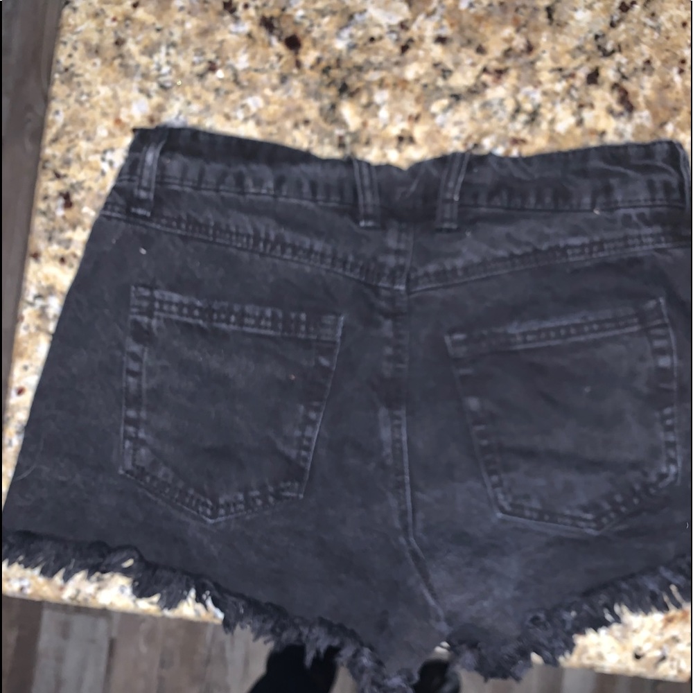 Juniors Vanilla Star black festival shirt size 5